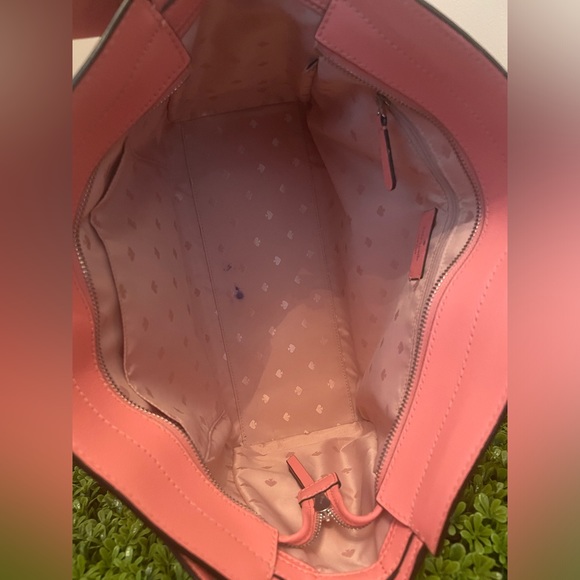 Kate Spade Medium satchel Coral Peach 🍑 - Picture 10 of 11